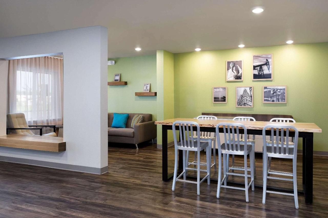 Woodspring Suites Houston Iah Airport Humble Eksteriør billede