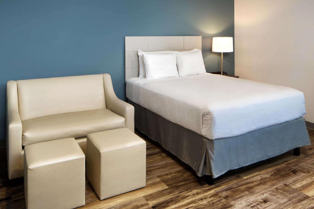 Woodspring Suites Houston Iah Airport Humble Eksteriør billede