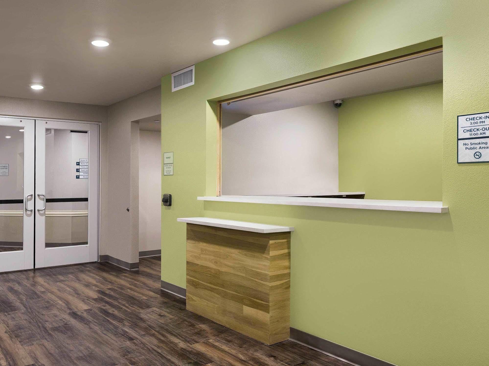 Woodspring Suites Houston Iah Airport Humble Eksteriør billede